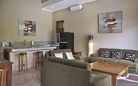 Bayshore Apartments